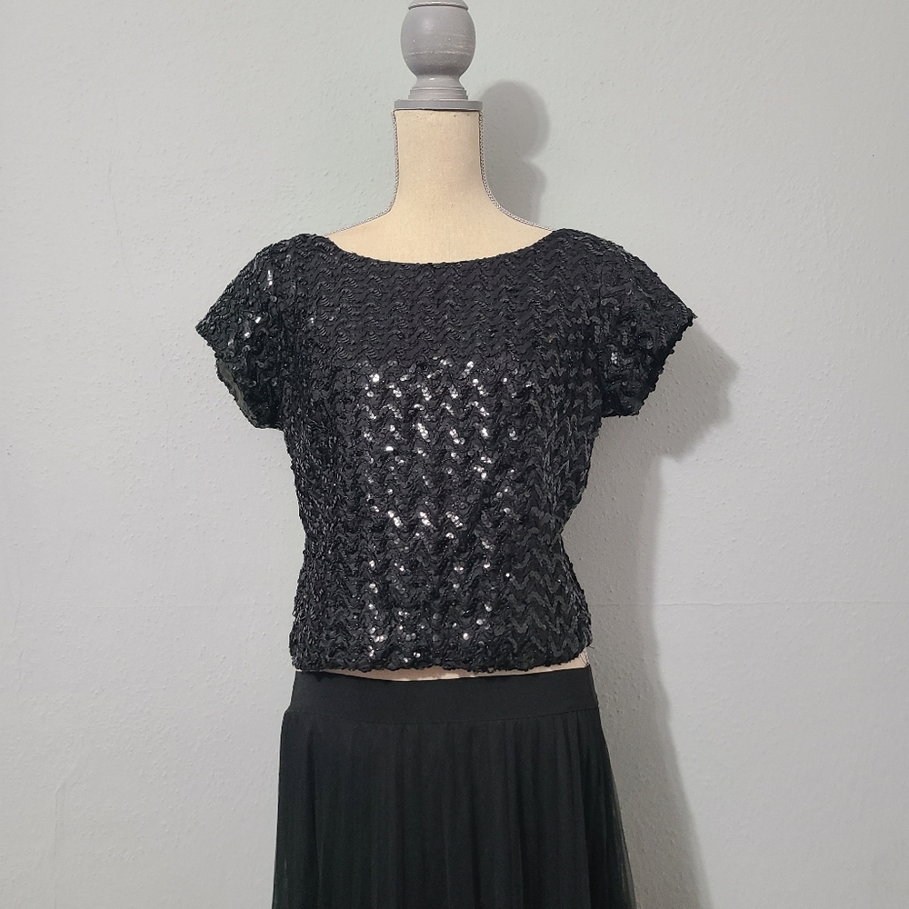 Elegant Vintage Black Sequin Women's Cap Sleeve Top Med/Large‎